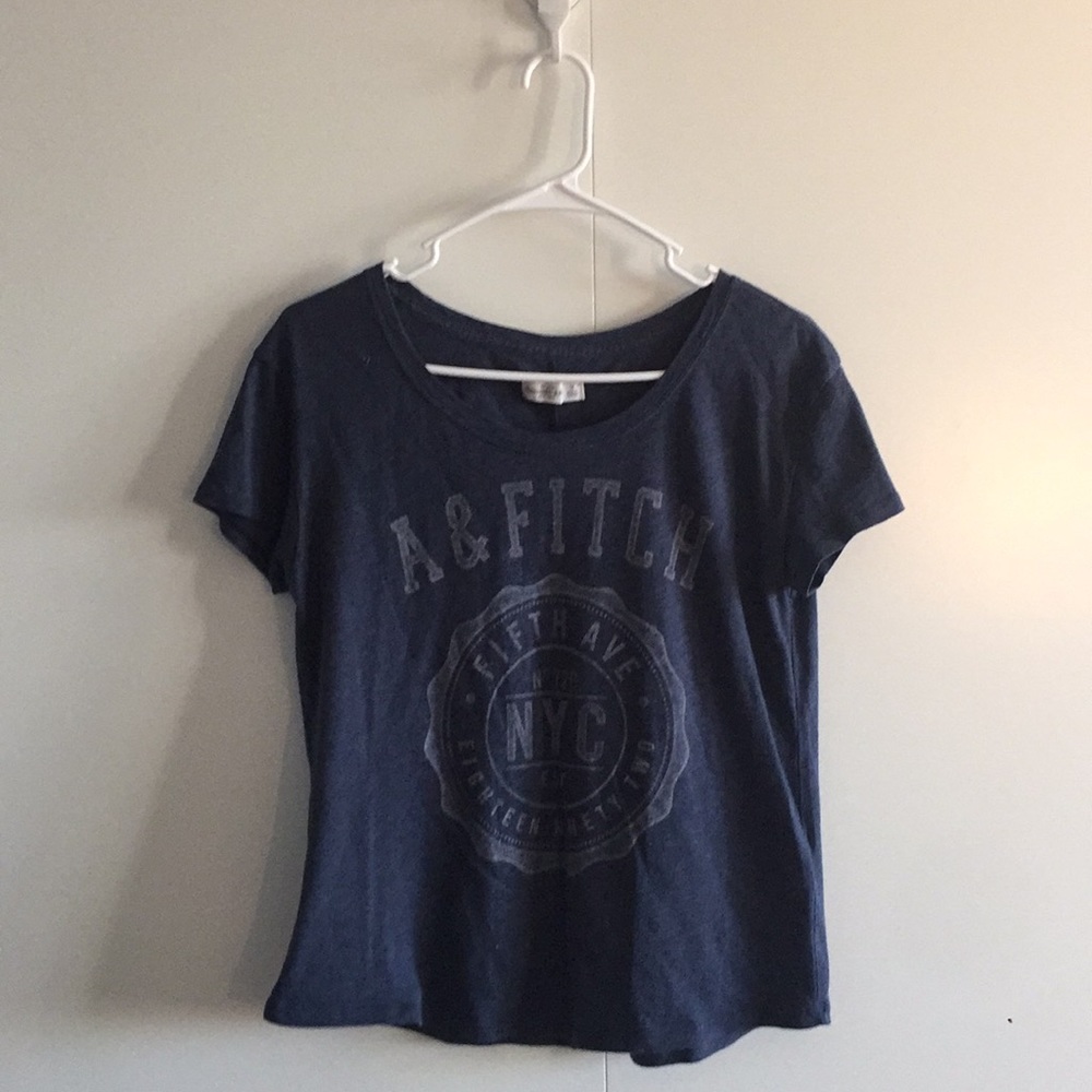 💖5/$25💖 Abercombie Navy Graphic Tee